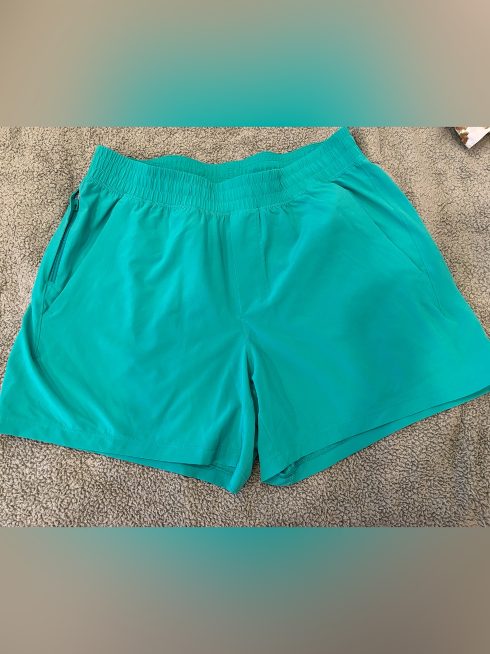 lululemon linerless Pace breaker short 5 inch inseam elastic waist workout run